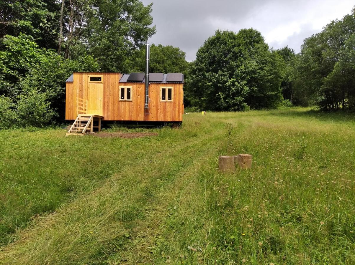 Вілла Celorocni Glamping V Pohodlnem Domecku Vyprachtice Екстер'єр фото